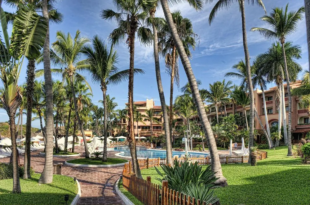 Pueblo Bonito Mazatlan Beach Resort